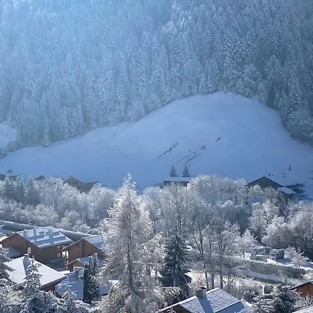 Les Genevriers